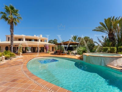 /international/pt/lagoa-e-carvoeiro-algarve-310108592460/