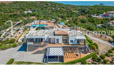 /international/pt/gralheira-sao-bras-de-alportel-faro-310100796300/