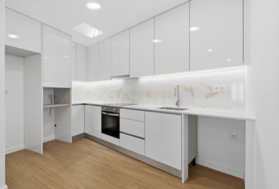 /international/pt/tv-do-quebra-costas-9a-2560-637-torres-vedras-portugal-santa-maria-lisbon-310108990439/