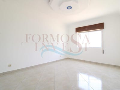 /international/pt/quelfes-faro-310101036717/