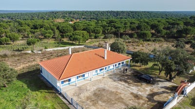 /international/pt/rua-5-de-outubro-couco-santarem-310096300534/