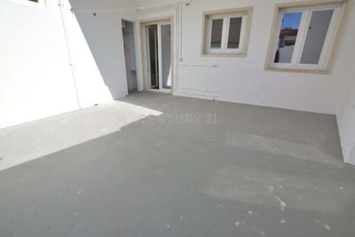 /international/pt/rua-jasmim-13-1-dto-caldas-da-rainha-nossa-senhora-do-populo-leiria-310107091286/