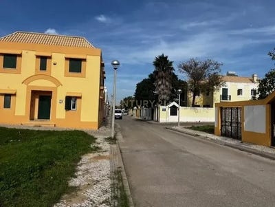 /international/pt/urb-horta-das-figuras-santa-barbara-de-nexe-faro-310105187649/