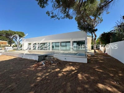 /international/pt/loule-sao-sebastiao-faro-310100889999/?lang=zh-cn