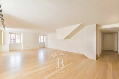 /international/pt/lisboa-bairro-alto-santa-catarina-lisbon-310100637816/