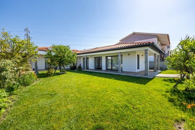 /international/pt/vieira-de-leiria-leiria-310108650777/?lang=de