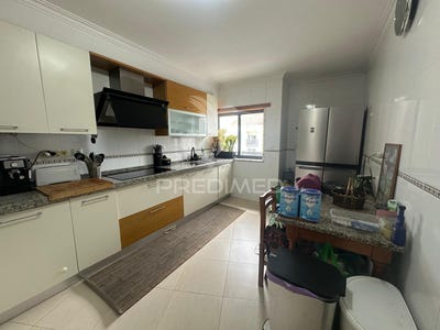/international/pt/mina-de-agua-amadora-lisbon-310108373029/