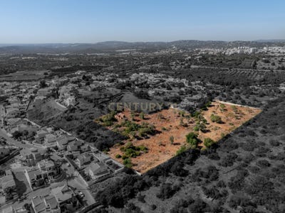 /international/pt/urbanizao-da-quinta-da-goncinha-59-8100-loule-portugal-loule-sao-clemente-faro-310103538313/