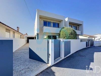 /international/pt/sao-felix-da-marinha-porto-310109109515/