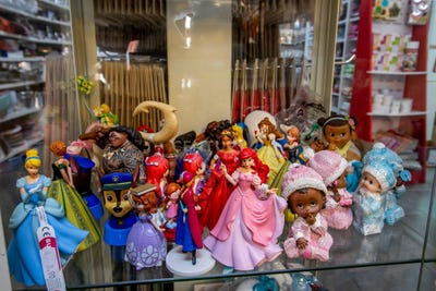 /international/pt/pontinha-e-famoes-lisbon-120091019861/