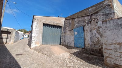 /international/pt/r-da-emissora-25-8100-benafim-portugal-querenca-faro-310105187992/