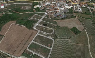 /international/pt/rua-do-visconde-aldeia-galega-da-merceana-e-aldeia-gavinha-lisbon-310101354914/