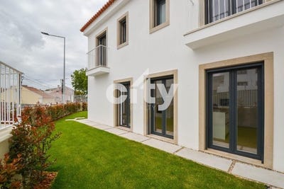 /international/pt/rio-de-mouro-lisbon-310108465249/