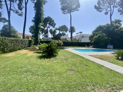 /international/pt/charneca-de-caparica-setubal-municipality-310100793421/?lang=de