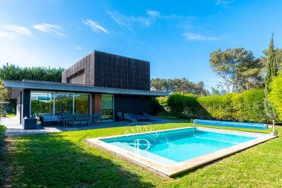 /international/pt/cascais-e-estoril-lisbon-310097953467/?lang=zh-tw