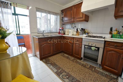 /international/pt/rua-cambo-les-bains-caldas-da-rainha-portugal-caldas-da-rainha-santo-onofre-e-serra-do-bouro-leiria-310103459622/