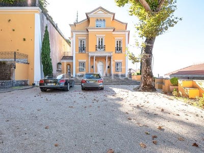 /international/pt/sintra-santa-maria-e-sao-miguel-lisbon-310100938622/