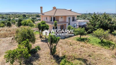 /international/pt/santa-barbara-de-nexe-faro-310100962696/?lang=zh-cn