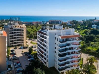 /international/pt/portimao-faro-310106195817/