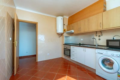 /international/pt/rua-base-aerea-de-ota-portugal-ota-lisbon-310108307493/