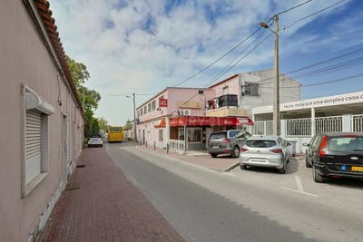 /international/pt/rua-do-botequim-charneca-da-caparica-portugal-charneca-de-caparica-e-sobreda-setubal-municipality-310108402010/