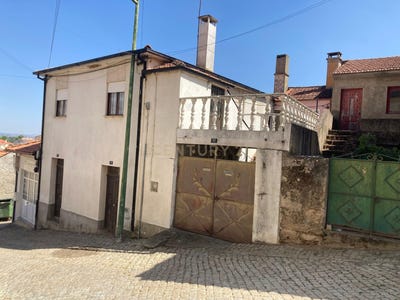 /international/pt/alfandega-da-fe-braganca-310100666037/