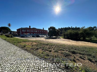 /international/pt/ferreira-do-zezere-santarem-310106482659/