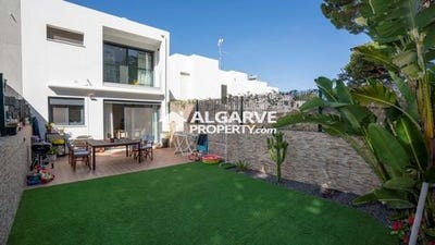 /international/pt/vilamoura-faro-310101384268/?lang=id