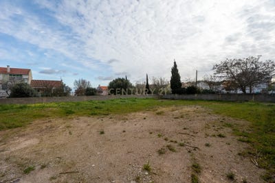 /international/pt/av-revoluo-26-amadora-portugal-mina-de-agua-lisbon-310106043527/