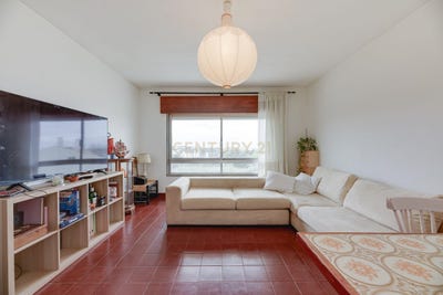/international/pt/rua-de-sao-joao-bosco-queijas-portugal-carnaxide-e-queijas-lisbon-310106509421/