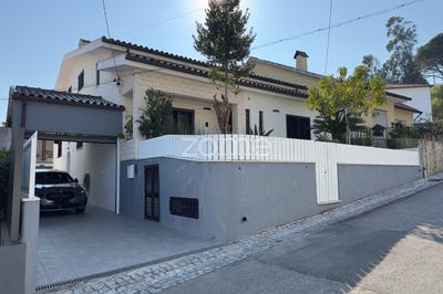 /international/pt/coimbra-lisbon-310101281484/