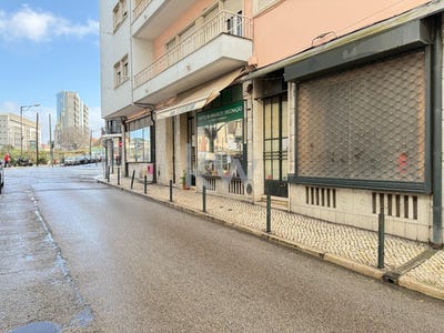 /international/pt/campo-de-ourique-lisbon-310096869181/