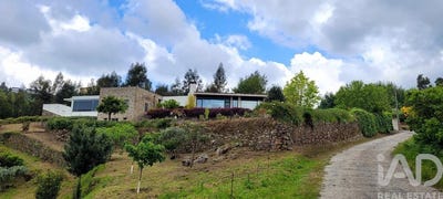 /international/pt/coimbra-lisbon-310102832258/