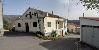 /international/pt/travessa-da-bica-cimeira-portugal-dornelas-do-zezere-coimbra-310103486401/