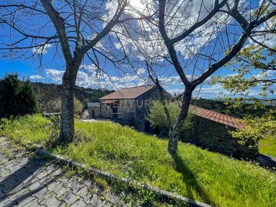 /international/pt/gouveia-sao-pedro-e-sao-juliao-guarda-district-310098639306/