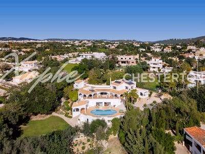 /international/pt/loule-sao-clemente-faro-310100889983/