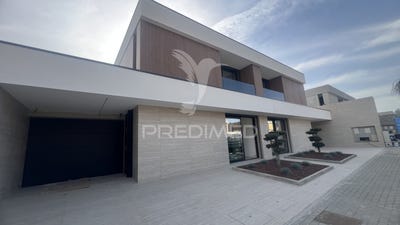 /international/pt/turiz-vila-verde-braganca-310108429147/