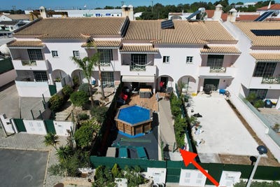 /international/pt/ferreiras-faro-310107360465/