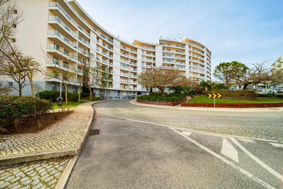 /international/pt/paco-de-arcos-lisbon-310098267747/