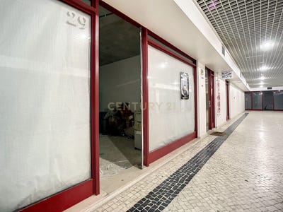 /international/pt/avenida-manuel-remigio-edificio-varandas-nazare-leiria-310094781033/