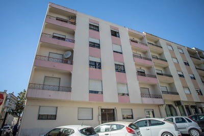 /international/pt/rua-helder-antonio-alcochete-portugal-alcochete-setubal-municipality-310108481945/