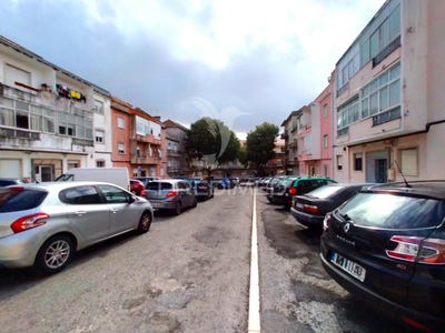 /international/pt/aguas-livres-amadora-lisbon-310095274413/