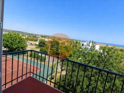 /international/pt/tavira-santa-maria-e-santiago-algarve-310108992239/