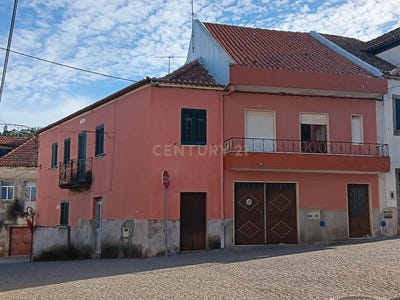 /international/pt/salvador-santarem-120092976676/