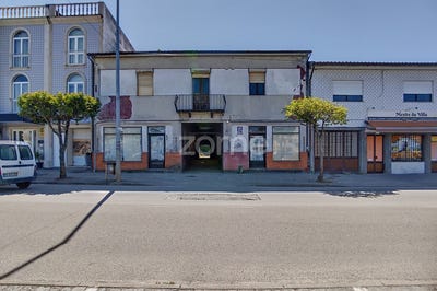 /international/pt/oliveira-do-bairro-aveiro-310102291873/?lang=id