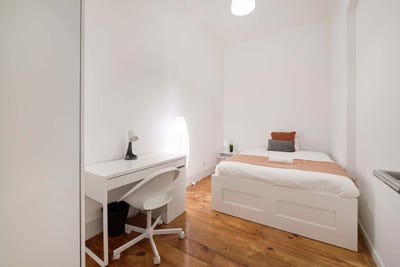 /international/pt/17-r-chaby-pinheiro-lisboa-lisbon-310101107391/