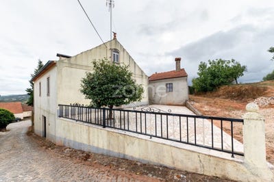 /international/pt/figueiro-dos-vinhos-leiria-310104569360/?lang=pt