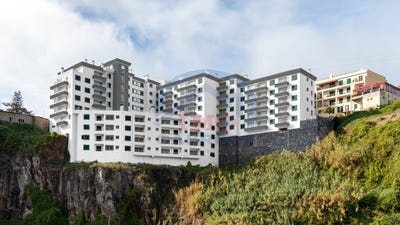 /international/pt/canico-madeira-310097952698/