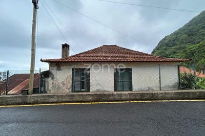 /international/pt/porto-moniz-madeira-310108400376/