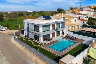/international/pt/lagoa-algarve-faro-310101386053/